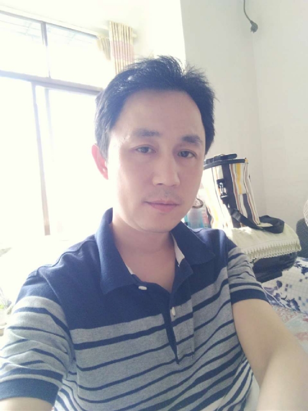 如果爱请深爱的第二张照片--马尾相亲网