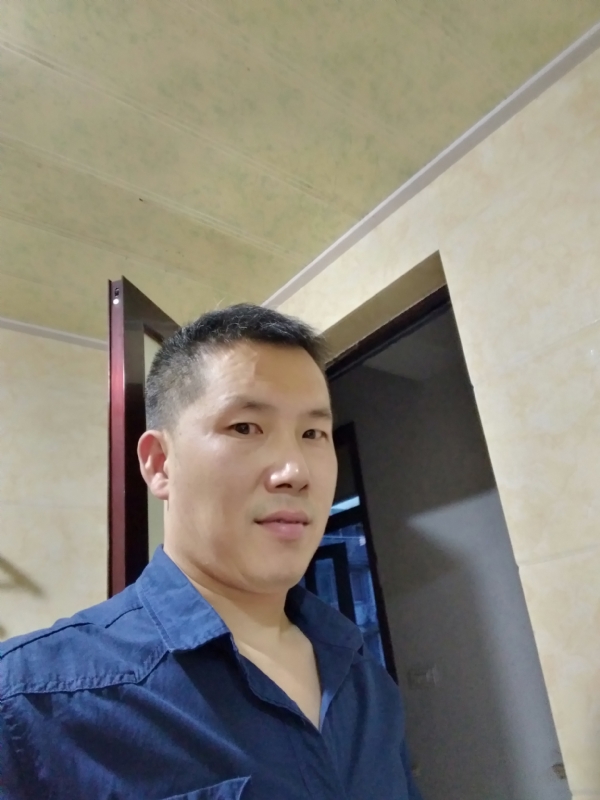 余生搀扶走的第一张照片--马尾相亲网