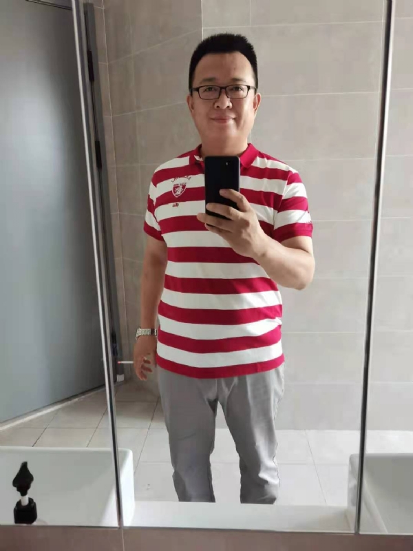行走的打桩机的第一张照片--马尾相亲网