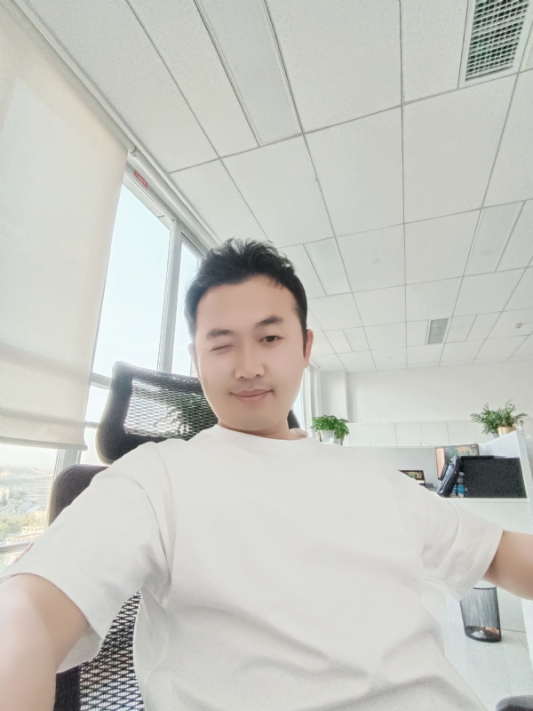 kate的第一张照片--马尾相亲网