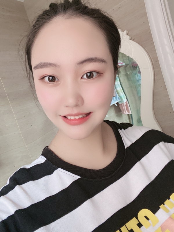 灵儿的第二张照片--马尾相亲网