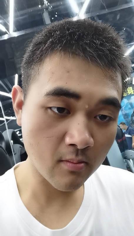 回眸一笑的第一张照片--马尾相亲网