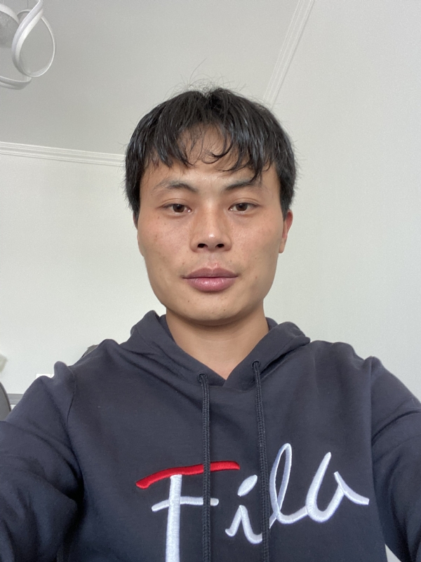 寒漠的第一张照片--马尾相亲网