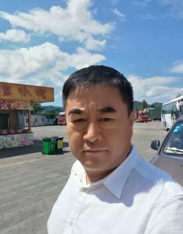 从此不再孤独的第一张照片--马尾相亲网