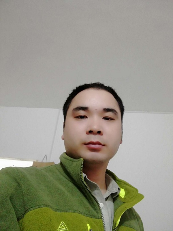 王群松的第一张照片--马尾相亲网