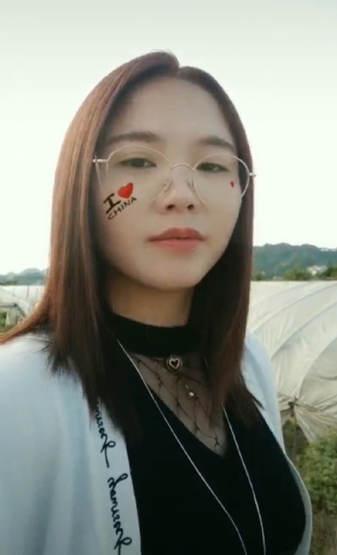 完美无瑕的第一张照片--马尾相亲网