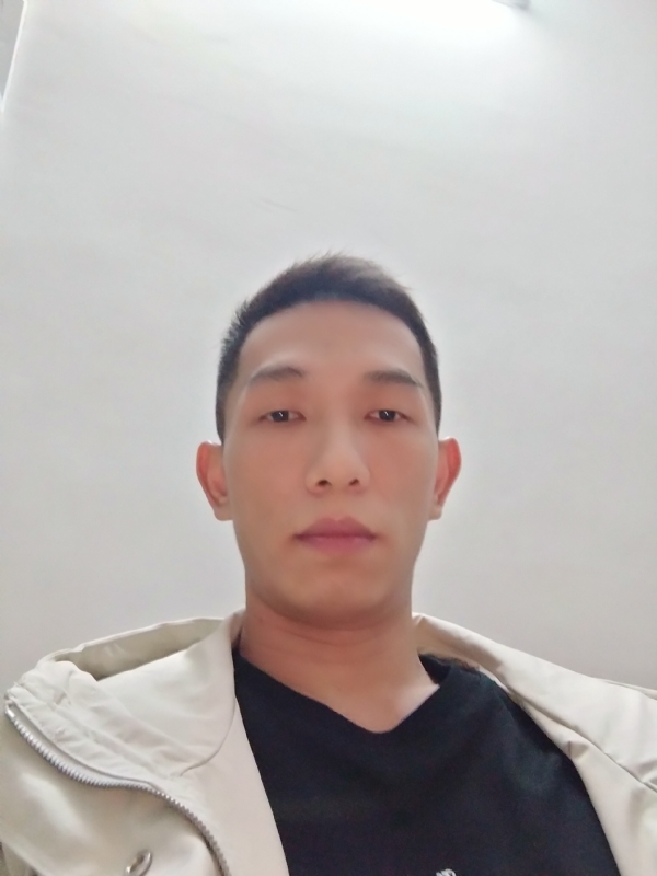 鬼迷心窍的第一张照片--马尾相亲网