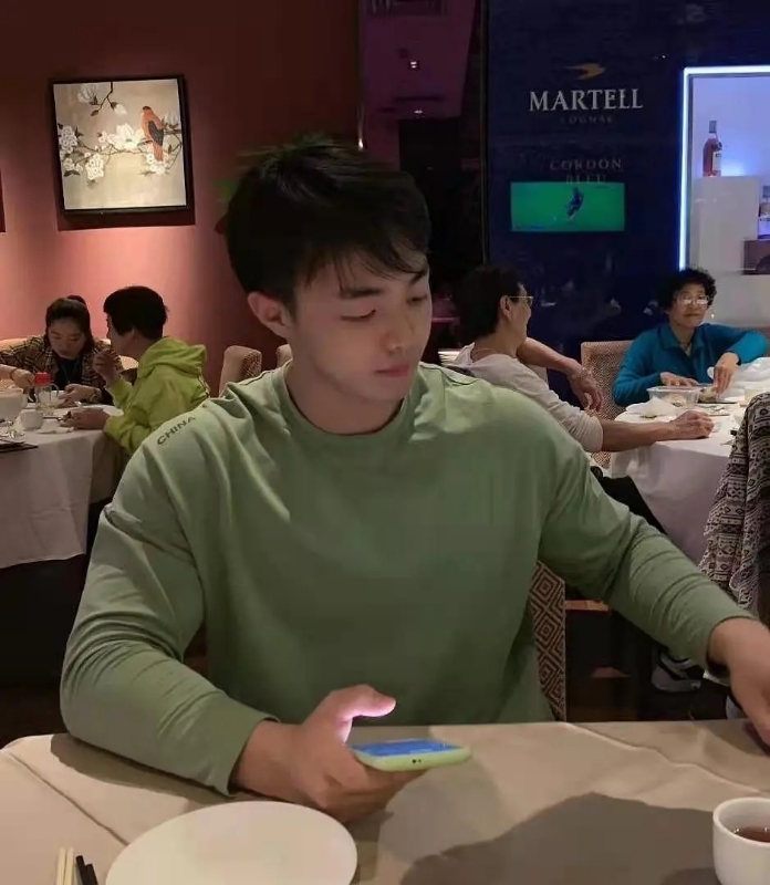 la的第一张照片--马尾相亲网