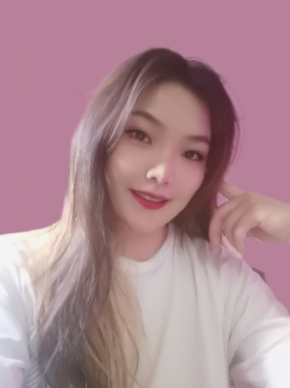 莉莉奈斯的第一张照片--马尾相亲网
