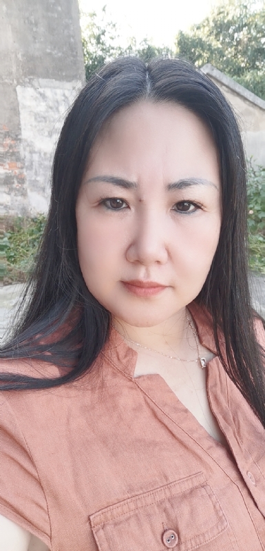 乖乖一女的第一张照片--马尾相亲网