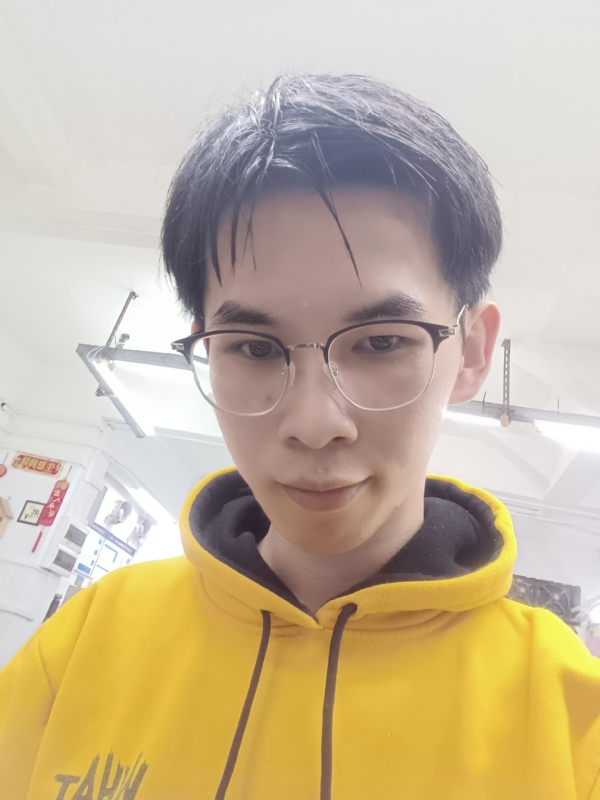 隐身的第二张照片--马尾相亲网