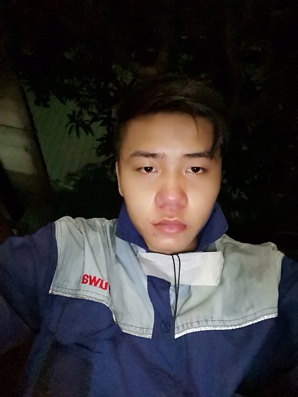 路过的第二张照片--马尾相亲网