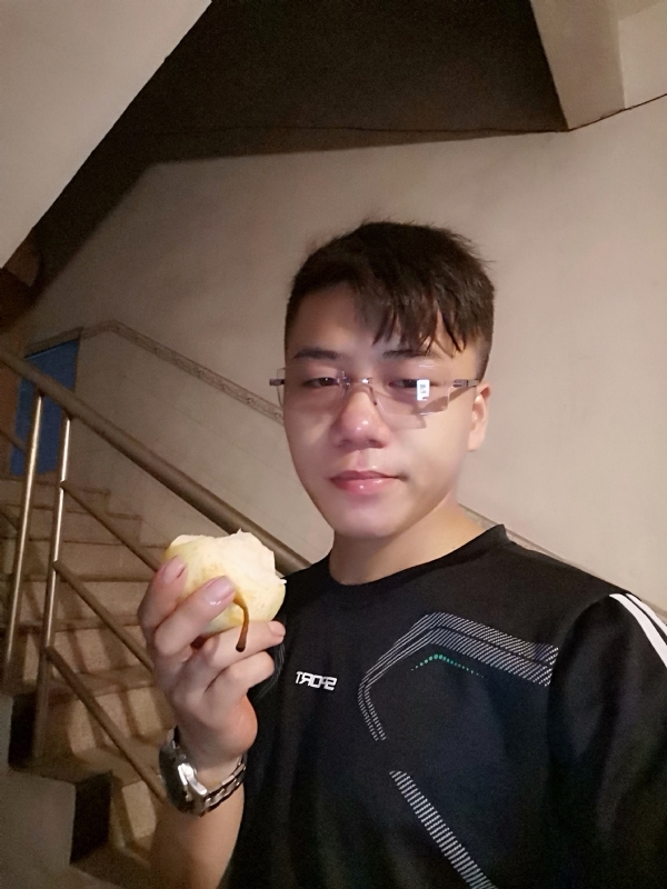 路过的第三张照片--马尾相亲网