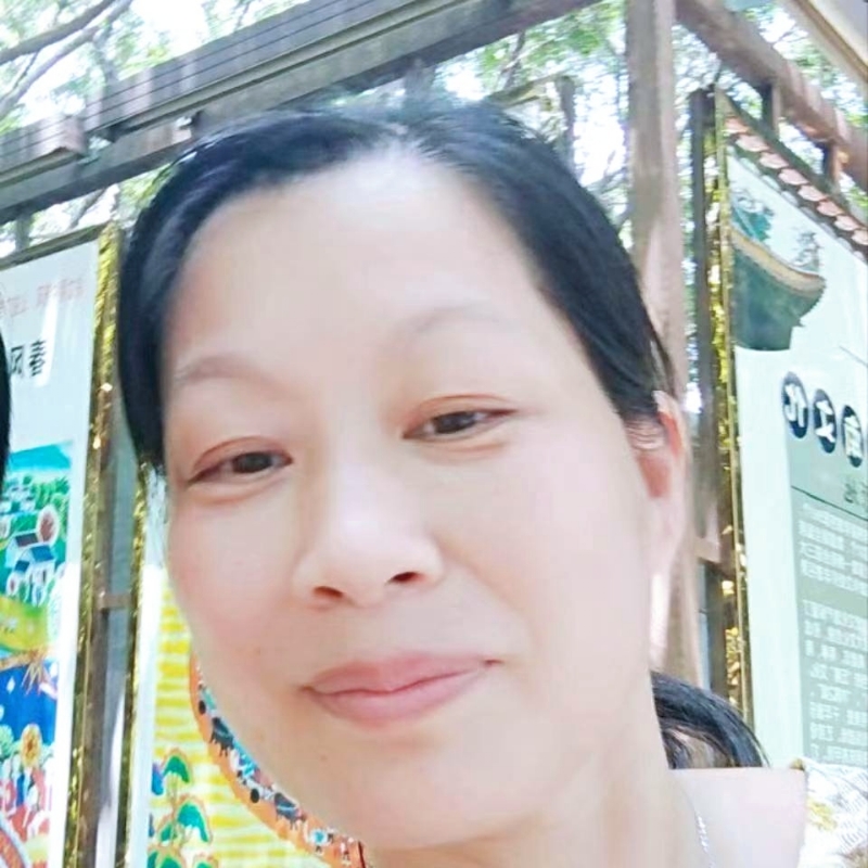 小妹的第三张照片--马尾相亲网
