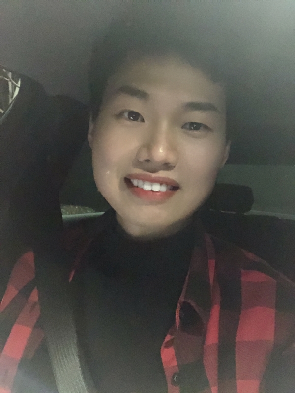 她的第三张照片--马尾相亲网