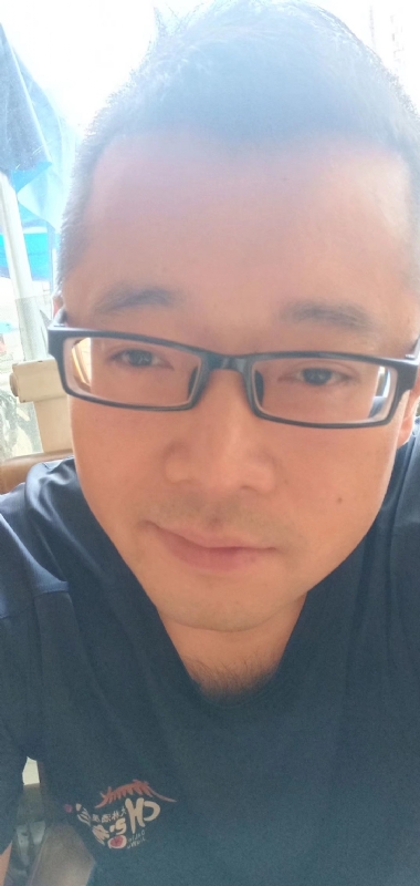 雅痞的第一张照片--马尾相亲网