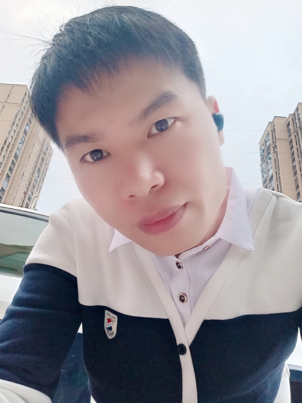 雨霁月清风的第一张照片--马尾相亲网
