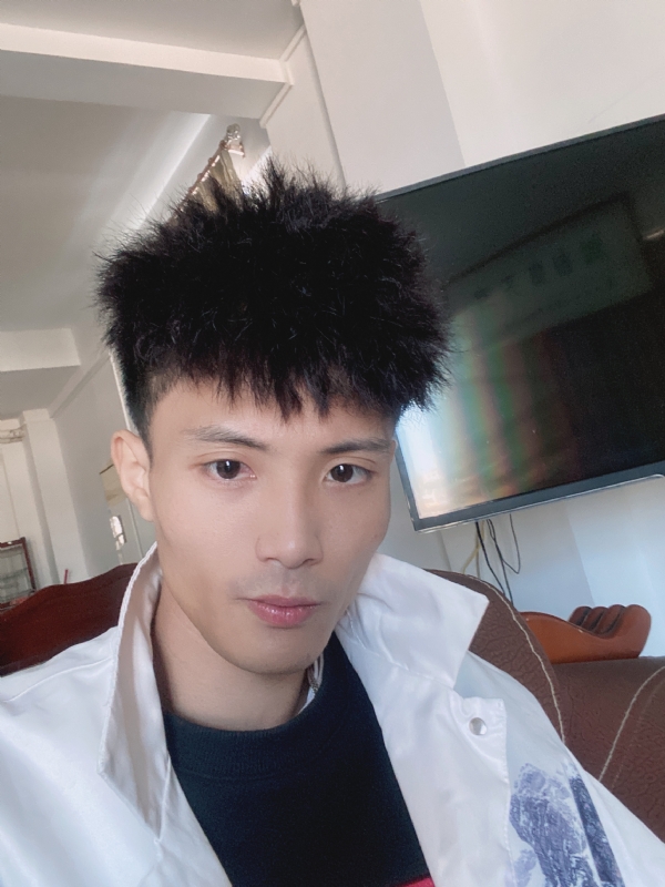 李邓平的第一张照片--马尾相亲网