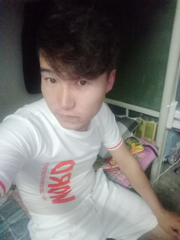 再回首的第一张照片--马尾相亲网