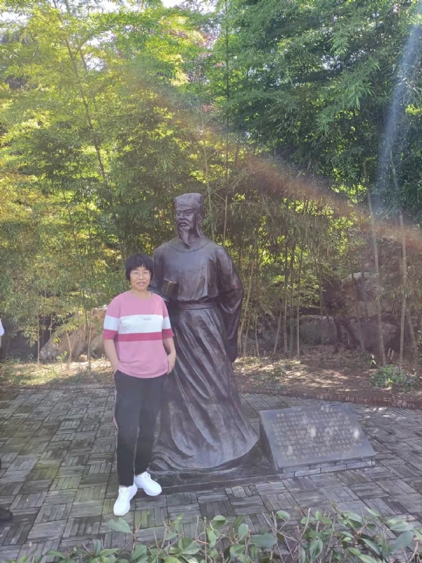 秋天的菊花的第一张照片--马尾相亲网