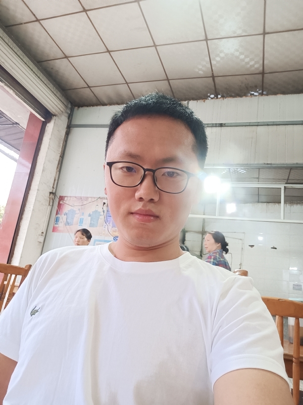 简单快了的第二张照片--马尾相亲网