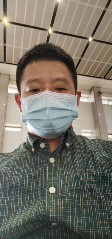 偷偷说的第三张照片--马尾相亲网