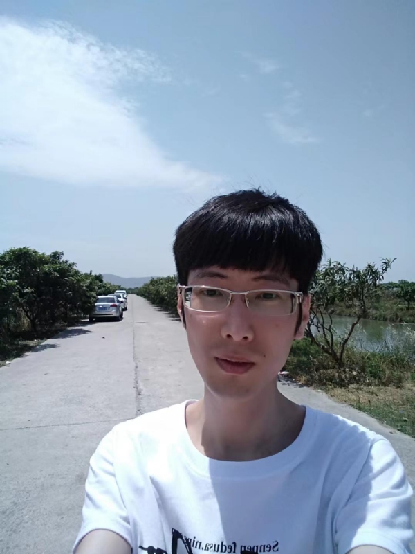一叶知秋的第二张照片--马尾相亲网
