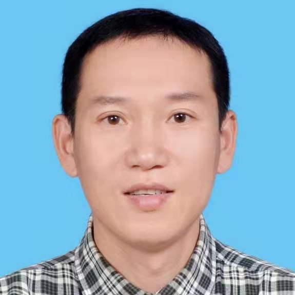 阳光的第一张照片--马尾相亲网
