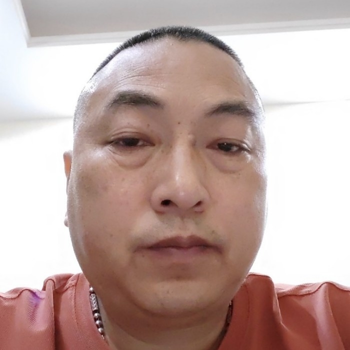 一切随风的第一张照片--马尾相亲网