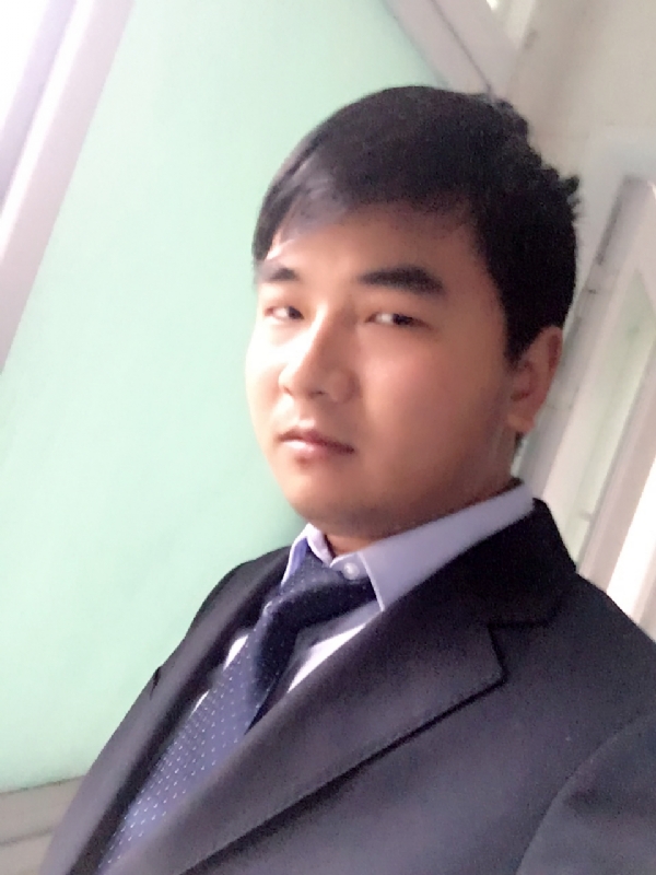 殷勤的王子的第二张照片--马尾相亲网