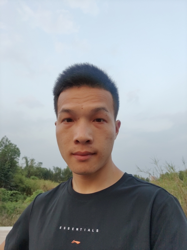 大龙的第一张照片--马尾相亲网