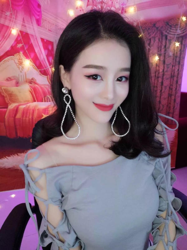 Cici的第三张照片--马尾相亲网