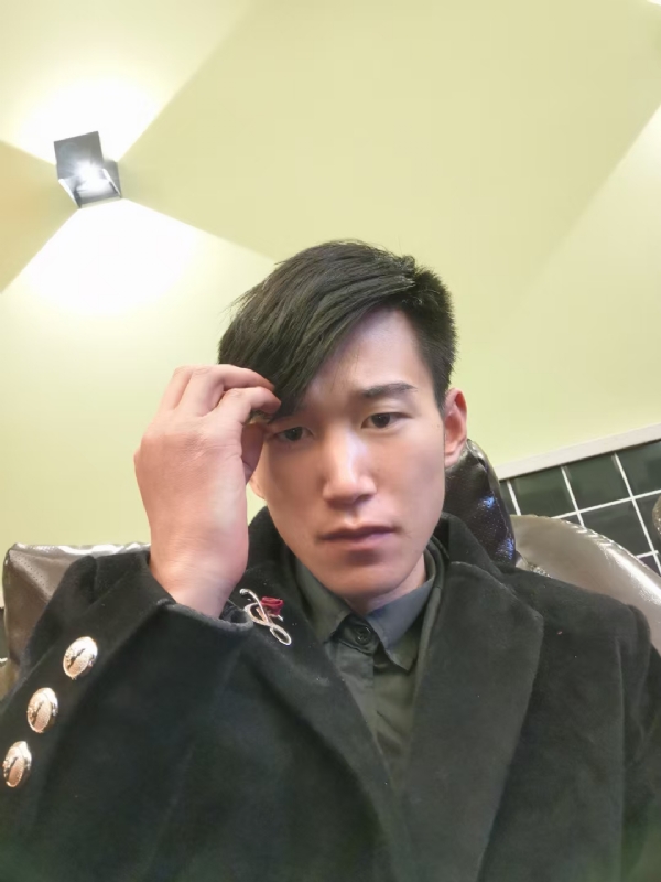 唯美的爱情故事的第三张照片--马尾相亲网