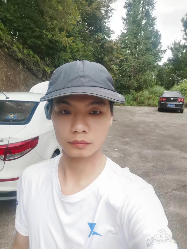 执手幸福的第一张照片--马尾相亲网