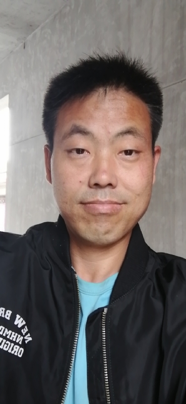 奋斗的执着的第二张照片--马尾相亲网