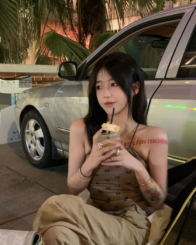 娜娜的第一张照片--马尾相亲网