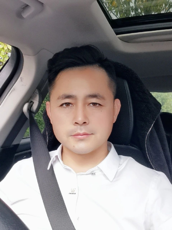 阿华大人的第二张照片--马尾相亲网