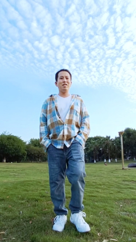 曹先生的第一张照片--马尾相亲网