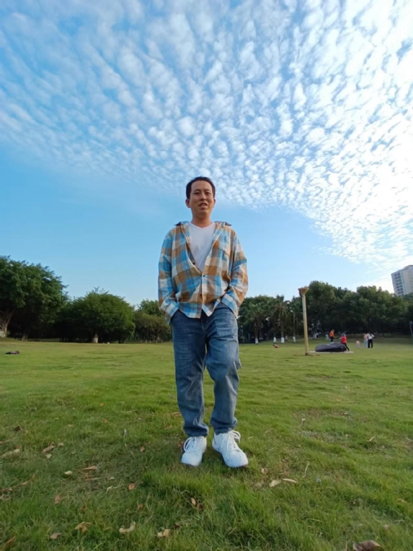 曹先生的第三张照片--马尾相亲网