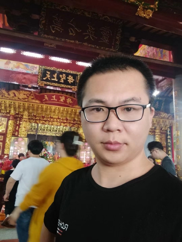 天哥的第二张照片--马尾相亲网
