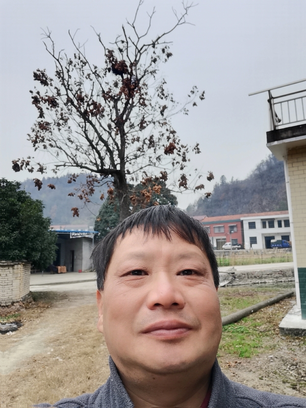 苏众青春冲浪的第二张照片--马尾相亲网