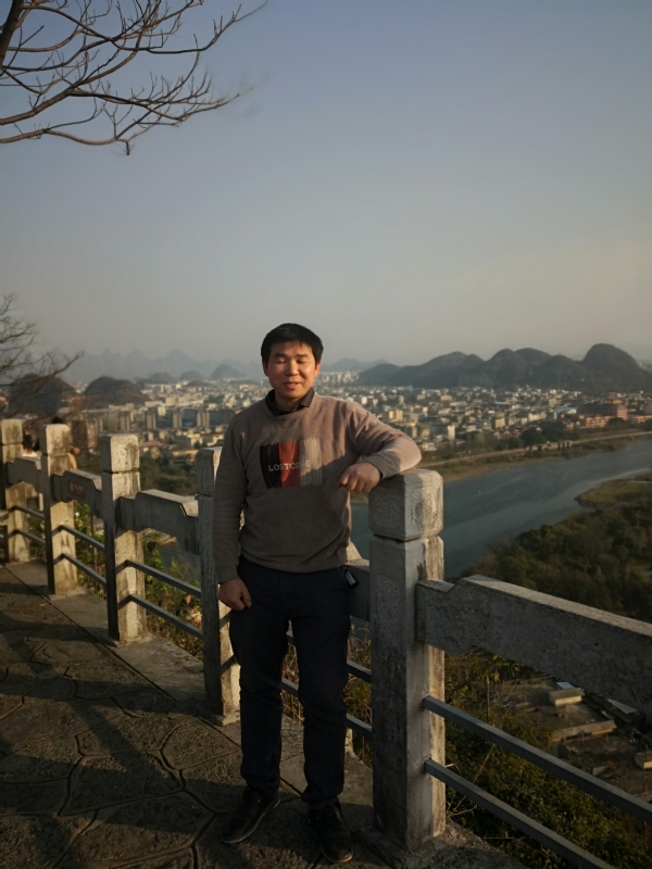 漓江之上的第三张照片--马尾相亲网