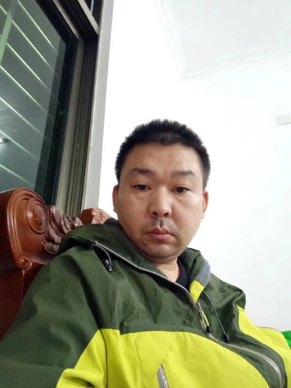 阿汤的第一张照片--马尾相亲网