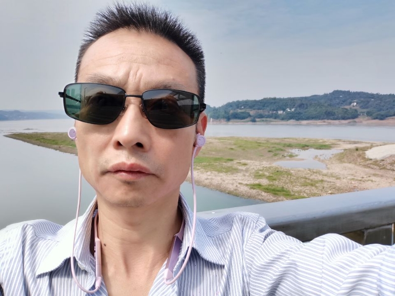 猪哥哥的第一张照片--马尾相亲网