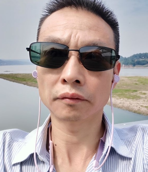 猪哥哥的第二张照片--马尾相亲网