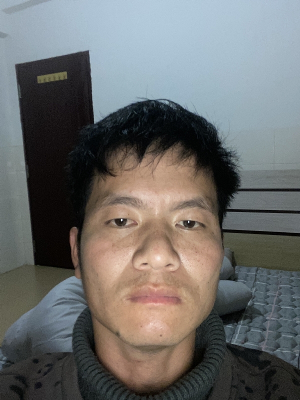 开心的第三张照片--马尾相亲网