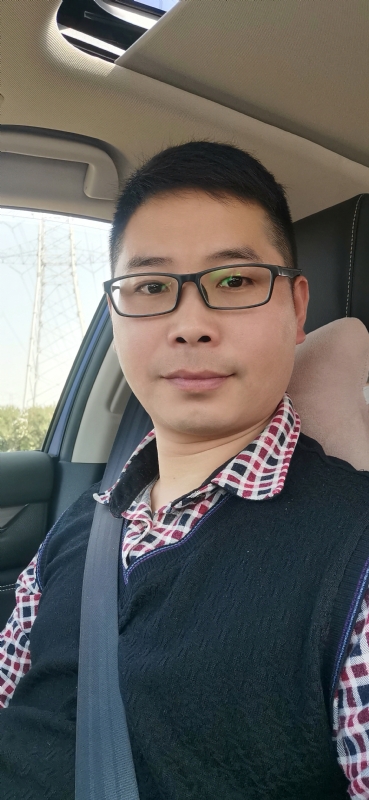空空道人的第一张照片--马尾相亲网