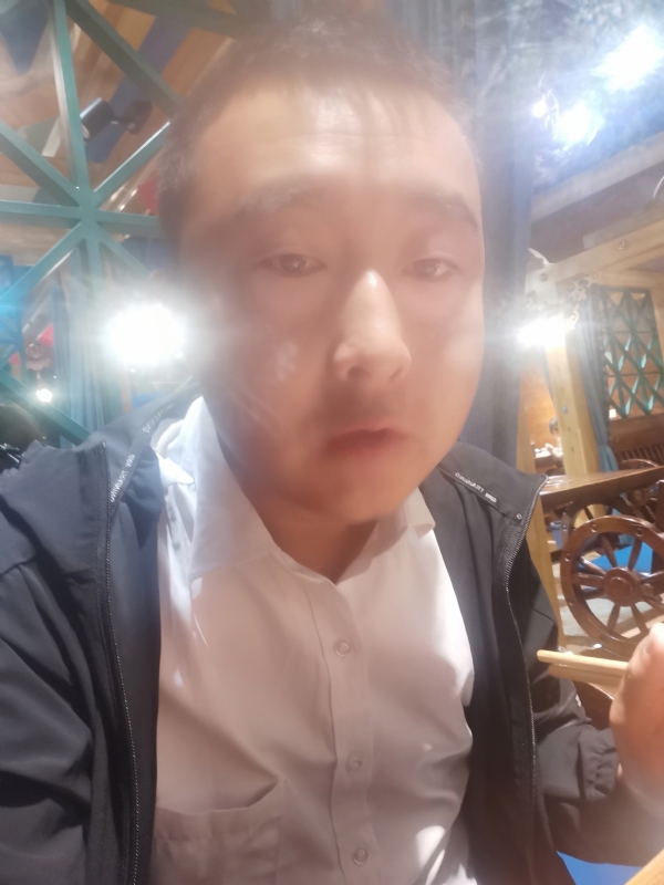 赵辉的第三张照片--马尾相亲网