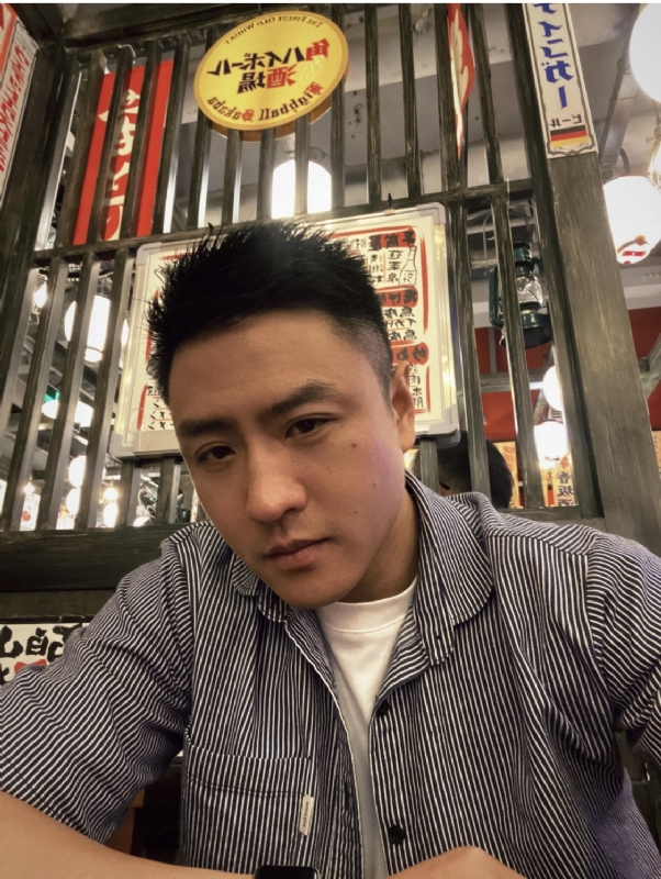 伴你长按的第一张照片--马尾相亲网