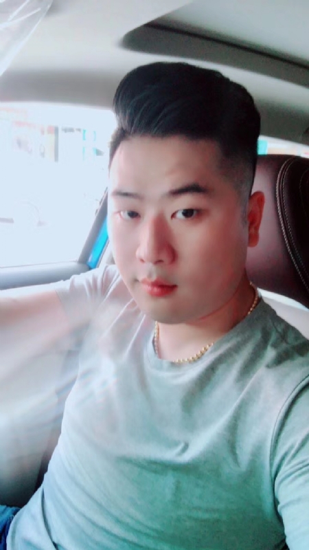 爱吃冰西瓜的猪的第一张照片--马尾相亲网